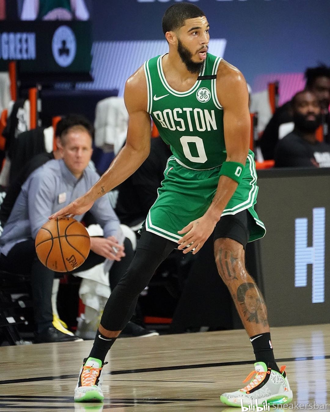 他通过对细 他通过对细