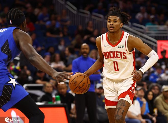 现波动的例 现波动的例