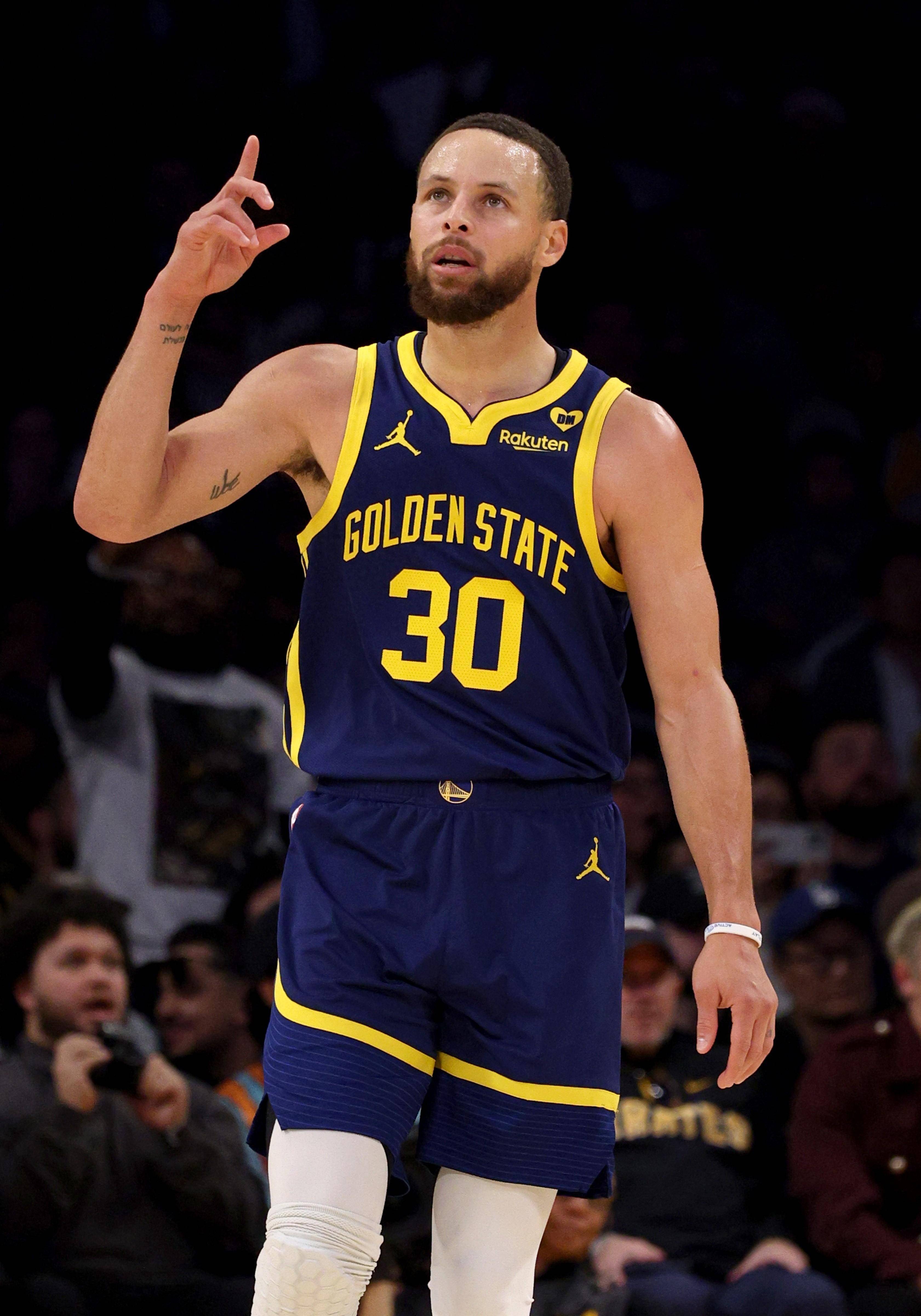 也在多次友 也在多次友