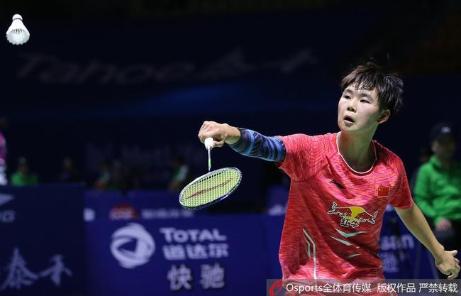 在高压对抗
